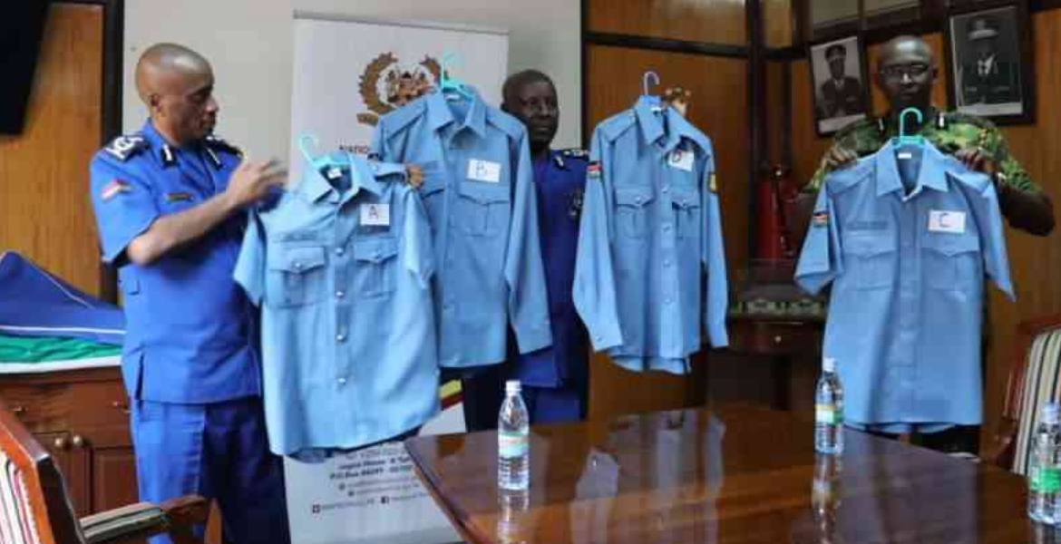 Police Invite Public Opinion on Proposed Changes in Uniform