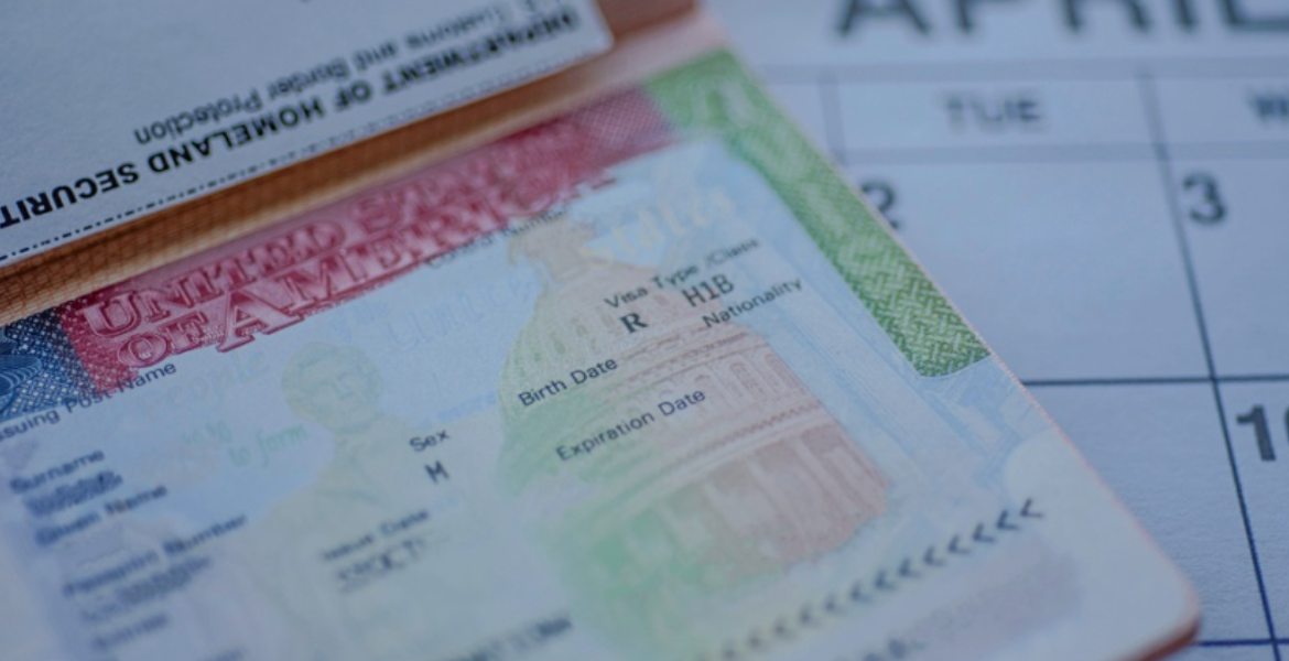 US Immigration Seeks to Impose Biometric Fees on H-1B and L-1 Visa Renewals