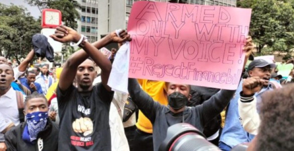 Kenya Kwanza Leaders Flee Church Event as Protesters Gather in Nyahururu