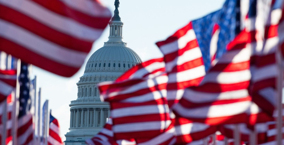 USCIS Simplifies Rules for Green Card Holders Seeking Citizenship