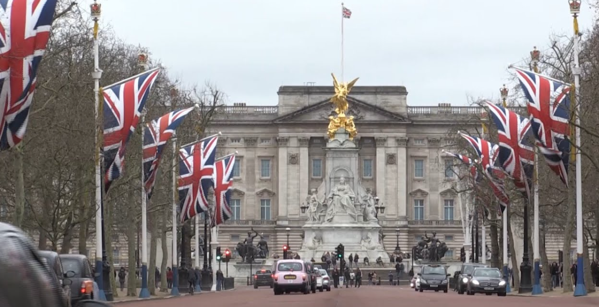 The UK Rolls Out Extended Visitor Visa Program: Key Requirements Explained