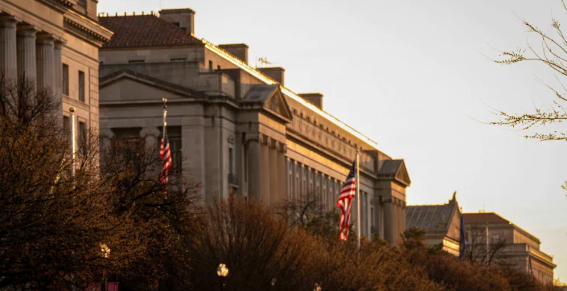 Internal Revenue Service (IRS) Undocumented Immigrants Alarmed as IRS Grants ICE Access to Tax Records