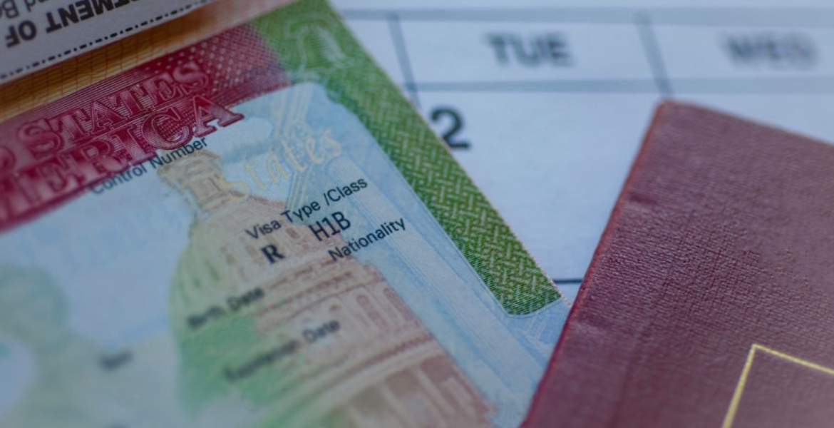 H1B Visa H-1B Visa Applications Plummet to Four-Year Low