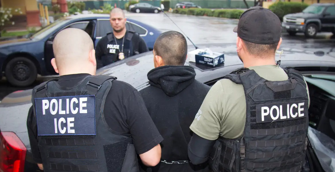 Police ICE 500,000 immigrants face removal as US terminates CHNV parole protections