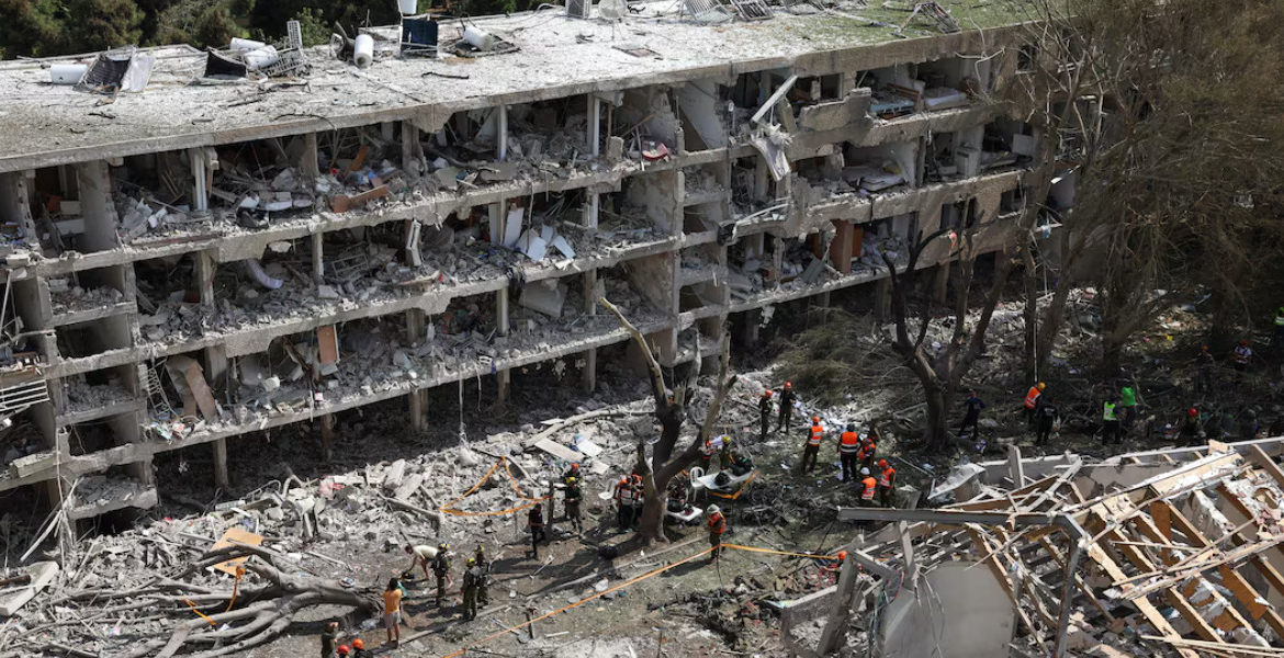 Iran Launches Missile Barrage on Israel After US Strikes Nuclear Sites