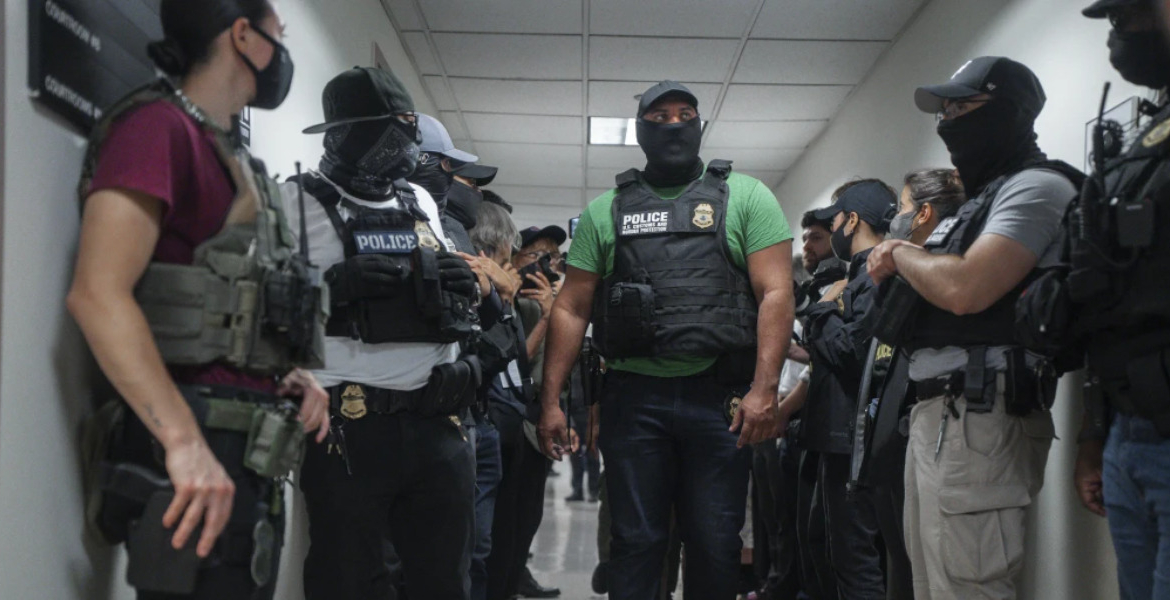 Police ICE Nationwide ICE Arrests During Immigration Hearings Labelled 'Unlawful' in Federal Case