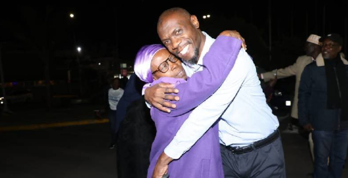 Stephen Munyako is Received by his Mother Dorothy Kweyu Tears and Joy at JKIA as Kenyan Man Returns Home After 14 Years on Saudi Death Row