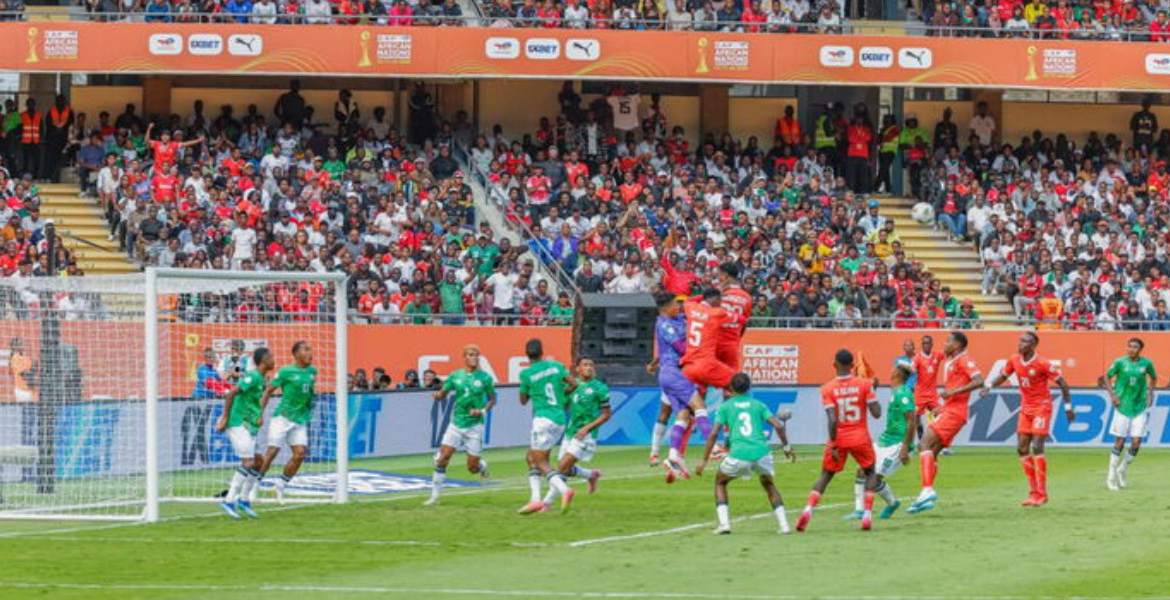 Ruto Vows Extra Rewards for Harambee Stars