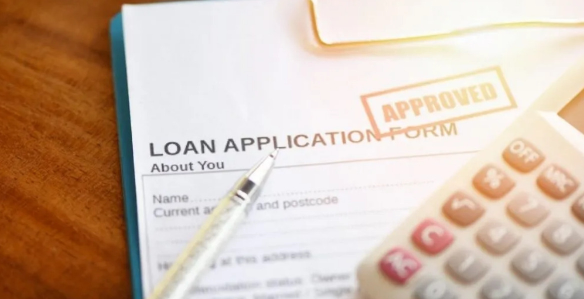 Loan Application Five Key Factors That Shape Your Credit Score, According to Experts