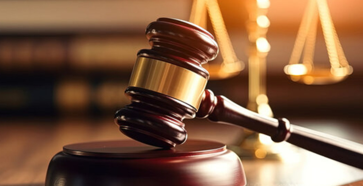 Court Gavel Court Upholds Decision to Cancel MCAs’ Extra Allowances