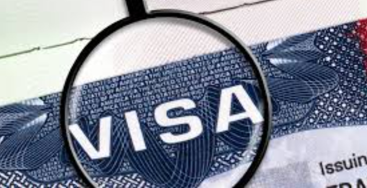 Visa F-1 Students and H-1B Workers Lose Access to the US Visa Dropbox Programme