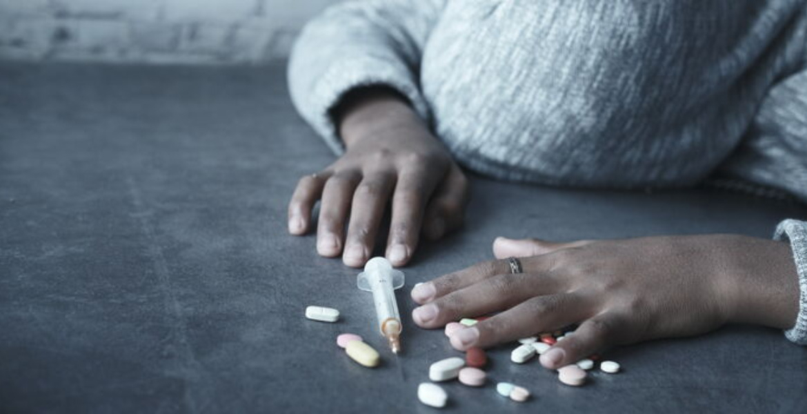 ‘Whites’ and ‘Blues’: Teens Abusing Pills With Dangerous Mind-Altering Effects
