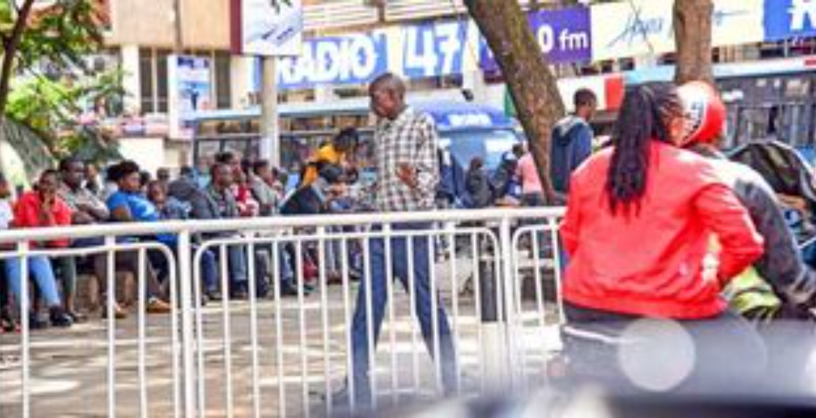 Nairobi’s Public Parks Become Meeting Grounds for Educated Yet Unemployed Youth