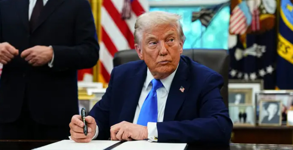 President Donald Trump Small Employers Say $100K H-1B Fee Could Shut Down Hiring Plans