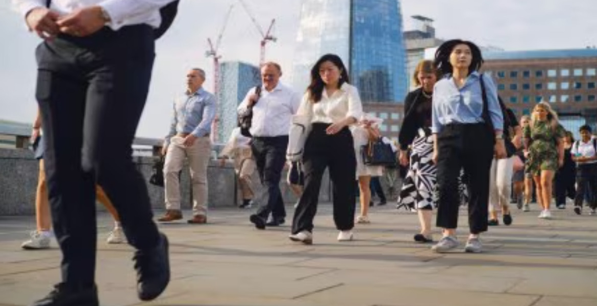 UK UK High Potential Visa Allows Graduates to Work Without a Job Offer