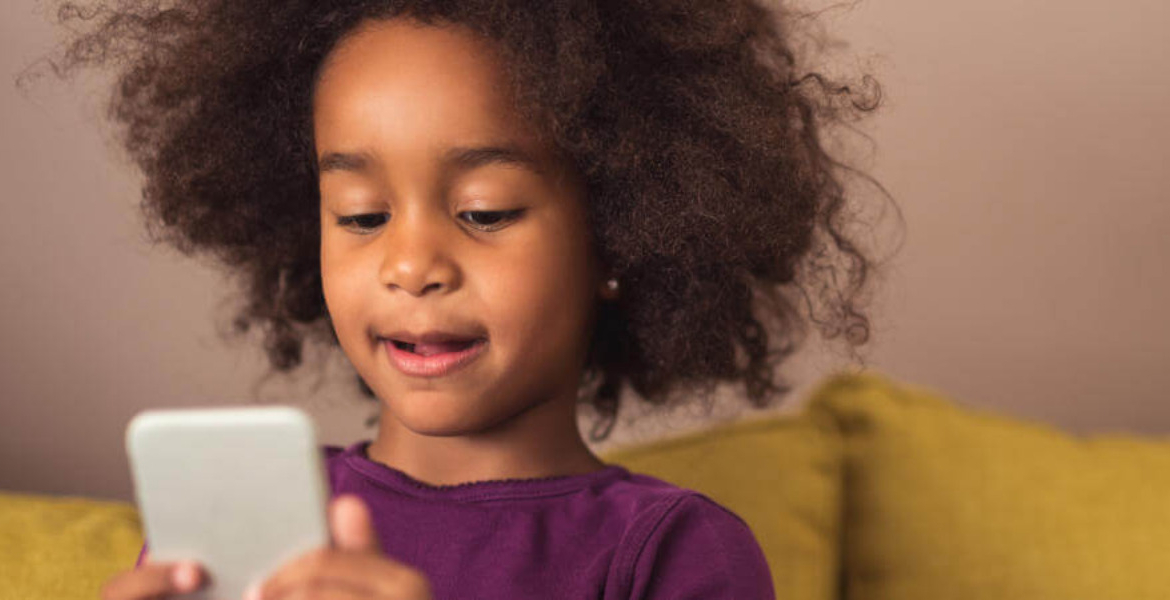 How Mobile Phones Are Replacing Maternal Care in Modern Families