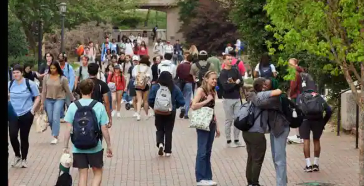 US Universities See 17% Drop in International Students Amid Stricter Visa Rules