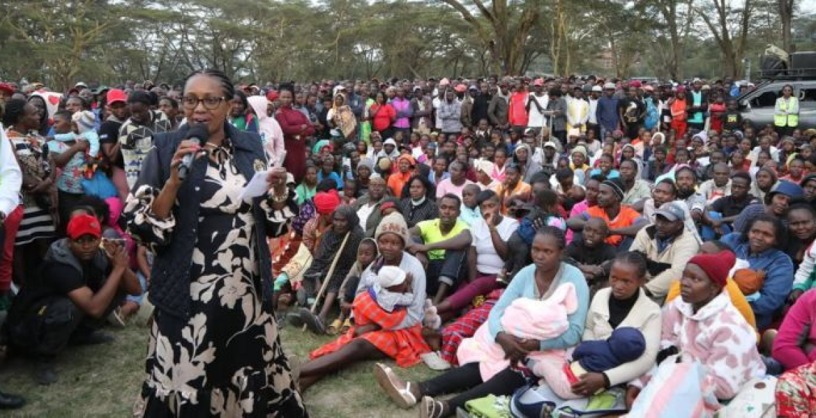 Governor Kihika’s Visit to Flood-Hit Naivasha Turns Chaotic as Crowd Turns Violent